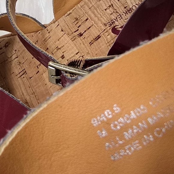 Kork Ease Leather Strappy Red Wedge Sandals With Back Strap Women's Size 9M🌴 - Picture 6 of 8